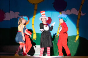 Park Avenue Elementary School Drama Club performs “Seussical Kids”